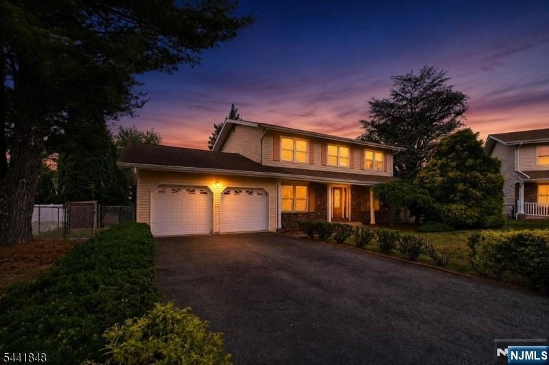 28 Amherst