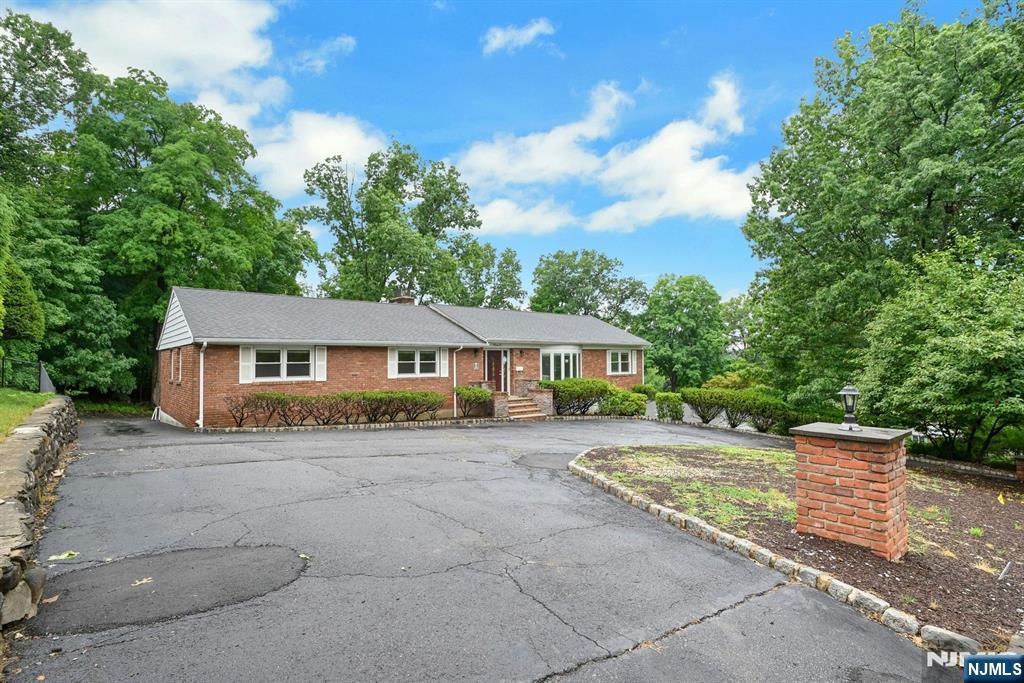 26 Alpine Drive