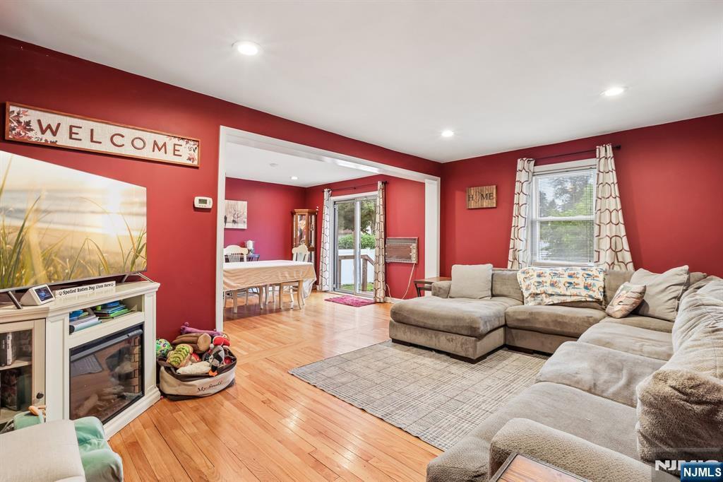 78 Legion Place
