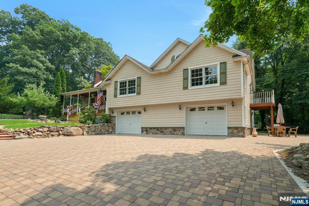174 Mahwah Road