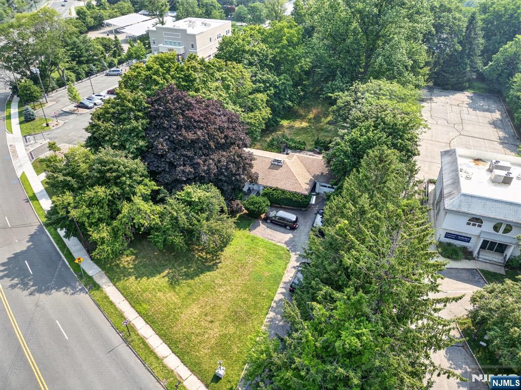 214 Berdan Avenue