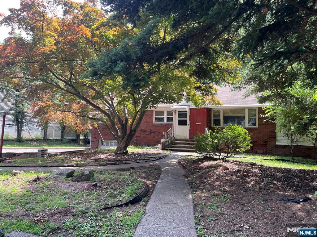 84 Grove Street