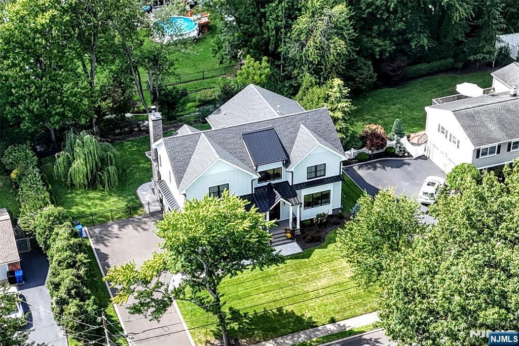 515 Hobart Road