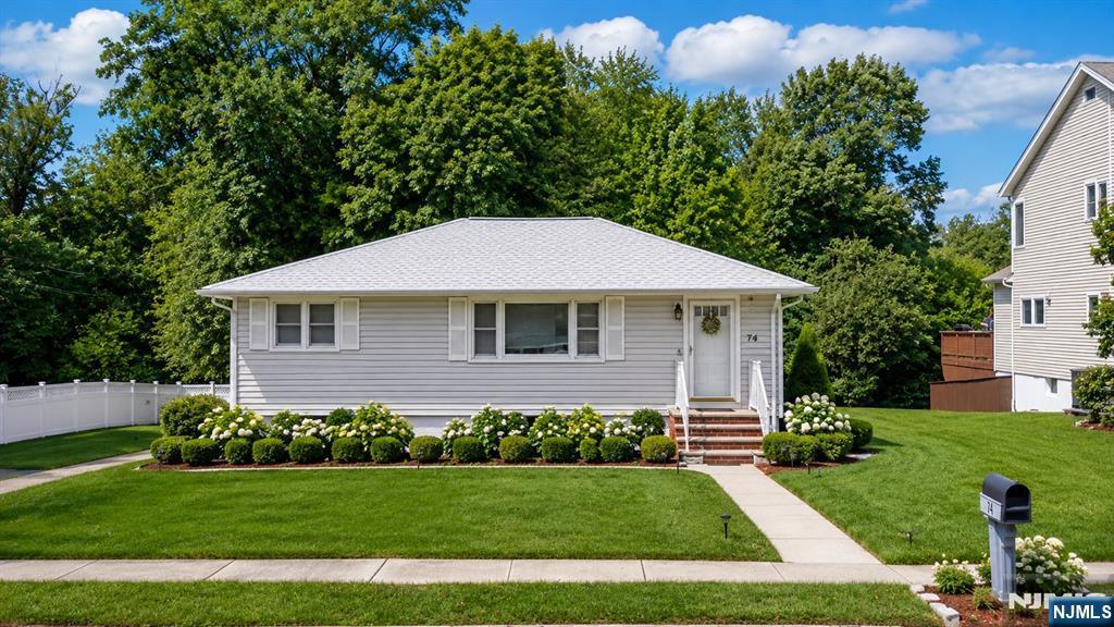 74 Farmingdale Road
