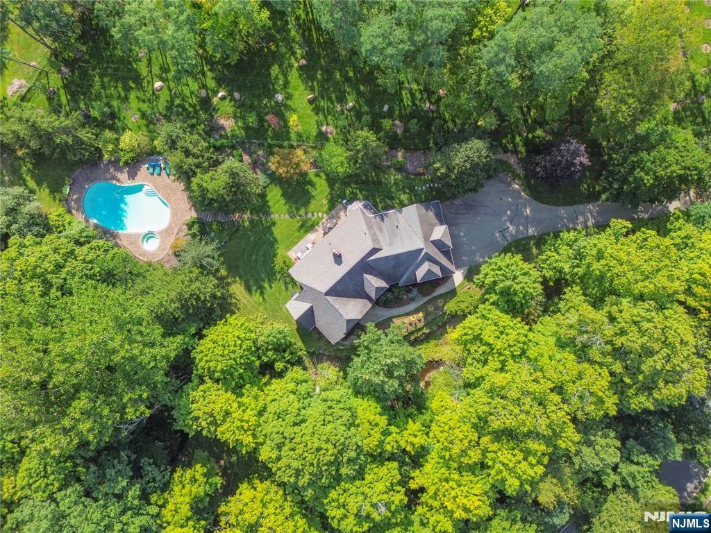 102 Seminary Drive