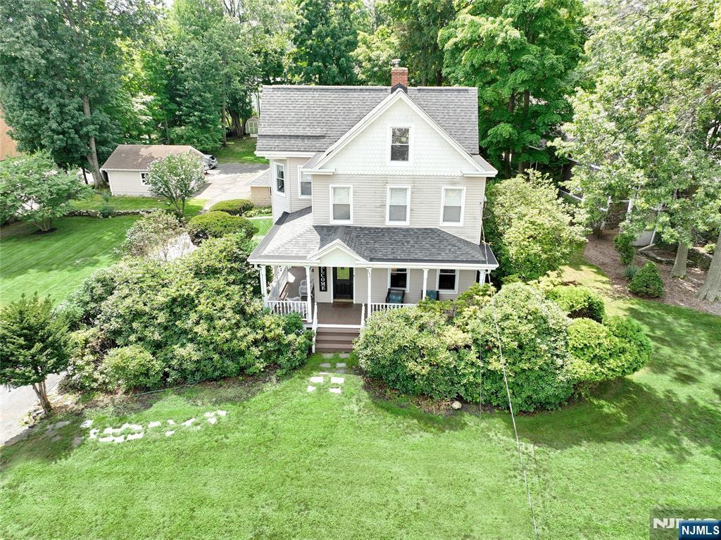 142 Wyckoff Avenue