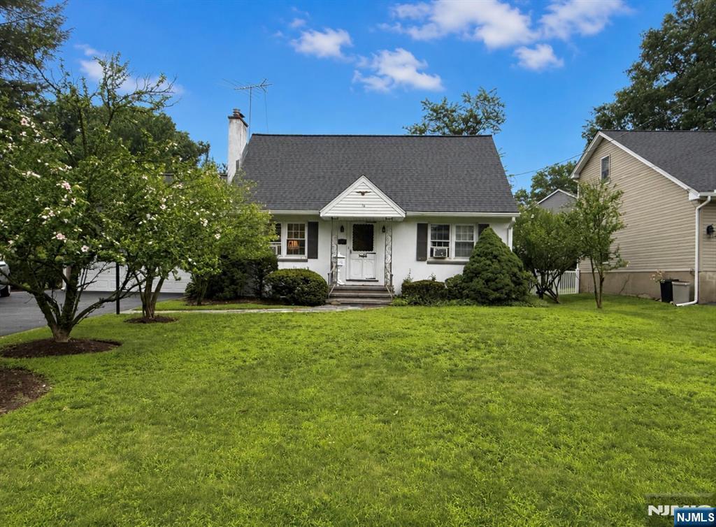 76 Linwood Avenue