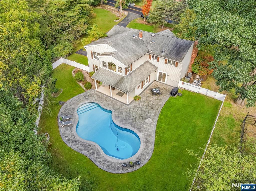 345 Shadyside Road