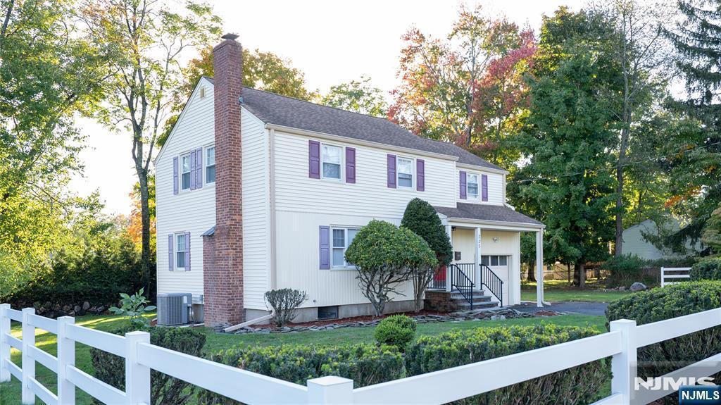 225 Hillside Avenue