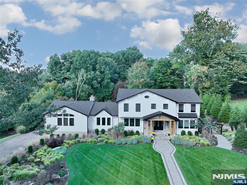 12 Green Way