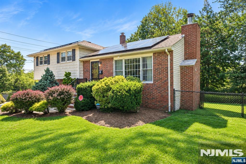 38 Serafin Place