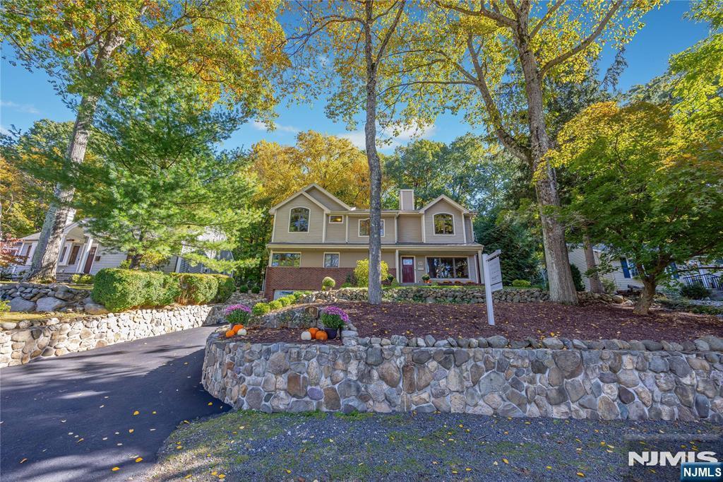 89 Norman Drive